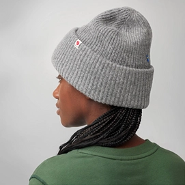 3---Fjallraven_Heavy_Beanie_12100006-020_D_MODEL_FJR
