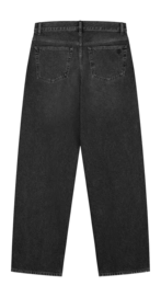 M220404_charcaol_washed_02