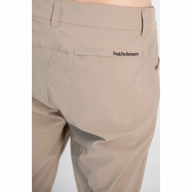 peak-performance-light-outdoor-herren-wandershort--2189982_P4
