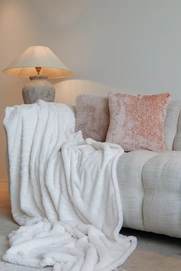 Plaid Tiseco Home Studio Ruby Ivory | Etrias.nl