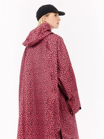 8---6351000_840_model_back-half_01