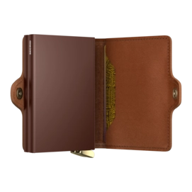 6---Emboss Lines+ - Twinwallet - Cognac - Brown+ - Expl