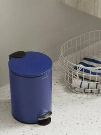 2---Blomus_Day_032329_64966_67554-overlay