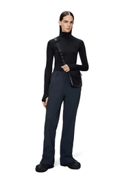 7---12490_Navy_AW25_Women_3
