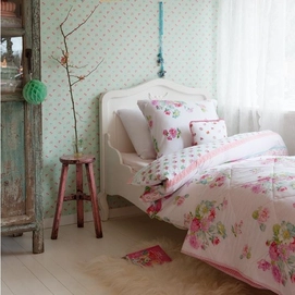 Sprei Room Seven Rosy Pink