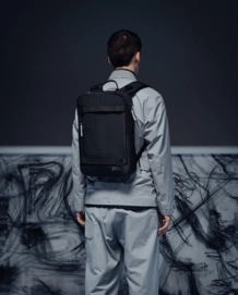 4---Daypack_17L_Charcoal_Grey_1000502011201-3