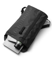 5---Essential_Backpack_24L_Charcoal_Grey_1000497011201_7