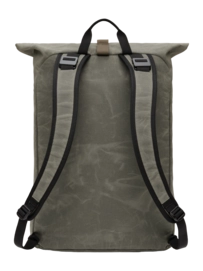 3---Essential_Backpack_24L_Forest_Green_1000497201701_3-_no-bg