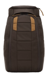 2---Hugger_Backpack_20L_Espresso_1000174103001_4-_no-bg