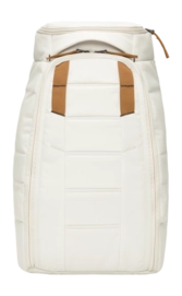 2---Hugger_Backpack_20L_Oatmilk_1000174901501_4-_no-bg