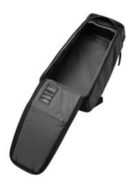 5---Hugger_Backpack_20L_Oatmilk_1000174901501_5-_no-bg