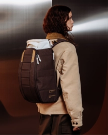 9---Hugger_Backpack_25L_Cappuccino_1000175103101_2