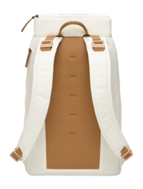 3---Hugger_Backpack_25L_Oatmilk_1000175901501_4-_no-bg
