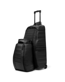 8---Hugger_Backpack_30L_Espresso_1000176103001_7