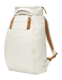 2---Hugger_Backpack_30L_Oatmilk_1000176901501_1-_no-bg