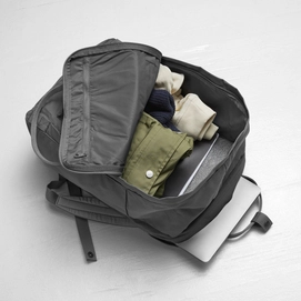 6---Kanken_Laptop_17_23525-046_H_MODEL_FJR