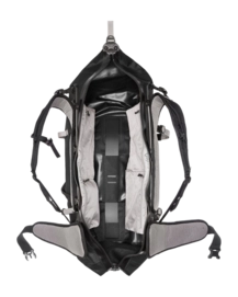 5---ORTLIEB-ATRACK-45L-R7104-INSIDE-_no-bg