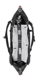 5---ORTLIEB-ATRACK-BP-R7100-INSIDE-_no-bg