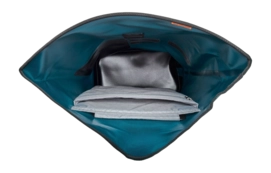 5---ORTLIEB-COMMUTER-DAYPACK-27L-R4180-INSIDE-_no-bg