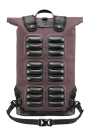 4---ORTLIEB-COMMUTER-DAYPACK-URBAN-21L-R4158-DETAIL-1-_no-bg