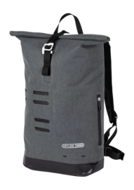 2---ORTLIEB-COMMUTERDAYPACK-URBAN-R4155-FRONT-_no-bg