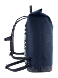 2---ORTLIEB-COMMUTER-DAYPACK-URBAN-27L-R4193-SIDE-_no-bg
