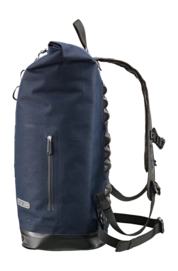 4---ORTLIEB-COMMUTER-DAYPACK-URBAN-27L-R4191-SIDE-_no-bg