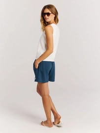 16661006_401_model_back-full_01