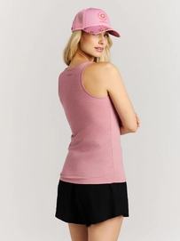 7---16651011_730_model_back-half_01