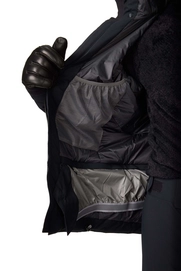 7---Ms-Ride-Insulated-Jacket_true-black_810045_900_P_DET_4706_c_low
