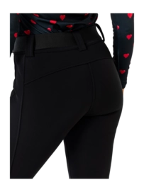 Whistler-Lady_skipant-B001-7-Detail