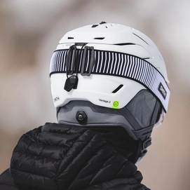 vantage2-mips-helmet_matteWhite_lifestyle06