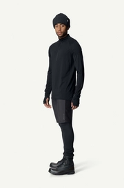 6---Ms-Desoli-Light-Half-Zip_True-Black_840039_900_SET_6922_c_low