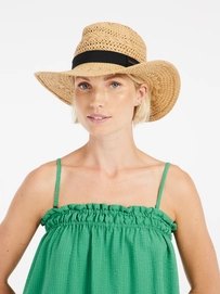 4---95651010_269_model_front-half_01