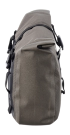 10---ORTLIEB-ACCESSORY-PACK-F9957-SIDE-_no-bg