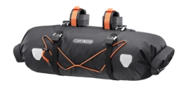 11---ORTLIEB-HANDLEBAR-PACK-15L-F9922-FRONT-_no-bg