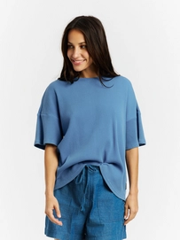 5---17661010_909_model_front-half_01