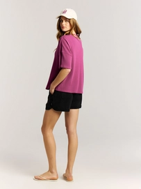 8---17661010_635_model_back-full_01