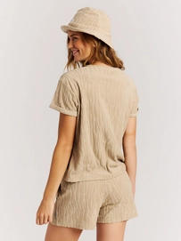 8---17661001_567_model_back-half_01