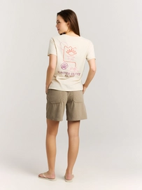 8---17661008_106_model_back-full_01