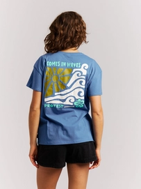 7---17661018_909_model_back-half_01