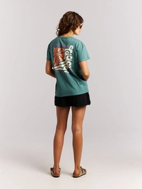 6---17661018_477_model_back-full_01