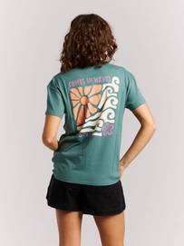 7---17661018_477_model_back-half_01