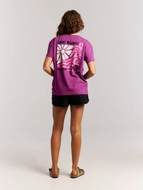 8---17661018_635_model_back-full_01