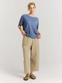 4---17651025_909_model_front-full_01
