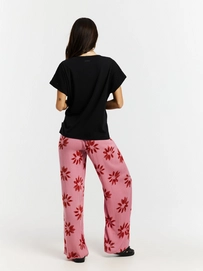 8---17661004_290_model_back-full_01