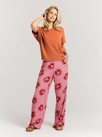 4---17651015_375_model_front-full_01