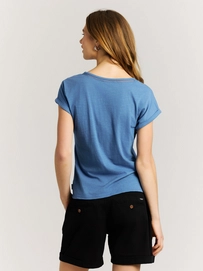 7---17651031_909_model_back-half_01