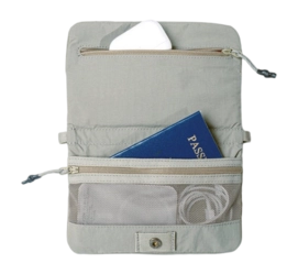 8---phone90_innerpockets_540x
