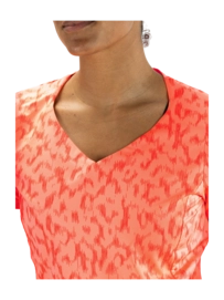 4---Irini-Lady tee-O050-4-Detail